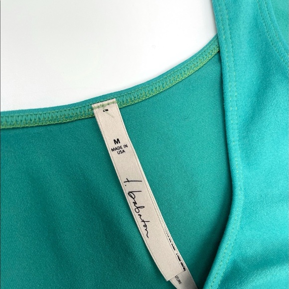 Aritzia - t. babaton Stretch Bowie Tank Top M - Picture 4 of 7